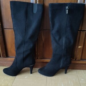 NWT JCPenney Black Heeled Boots for Women